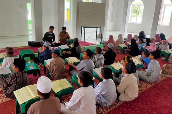 Pondok Pesantren Al-Ikhlas Parepare - Galeri (4)-min Pondok Pesantren Al-Ikhlas Parepare - Galeri (4)-min
